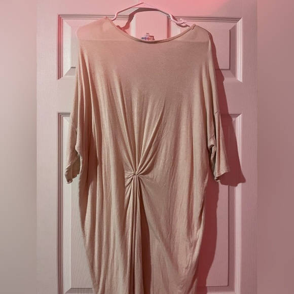 Lularoe shirt - Picture 2 of 3